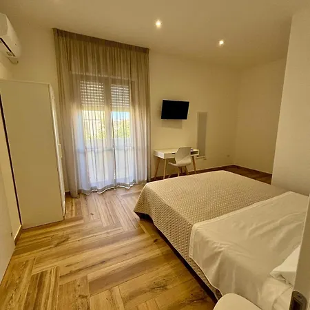 Casa de hóspedes Affittacamere Levante 3*